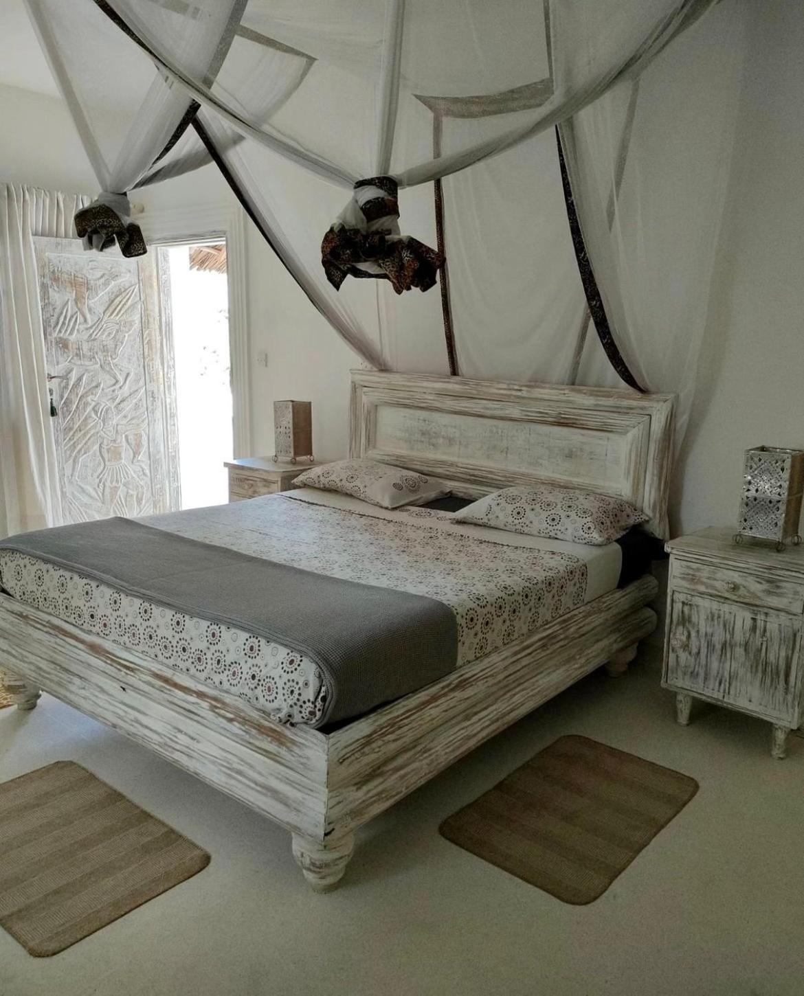 White Nyumba Malindi Apartment Luaran gambar